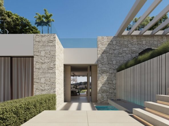 Frontline Golf Villa in Marbella – A Dream for Golf Lovers - Entrance - SK0063