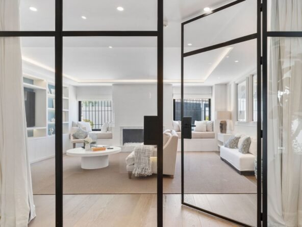 Frontline Golf Villa in Nueva Andalucía – A Sanctuary of Luxury and Comfort - Living Room Entrance - SK0144