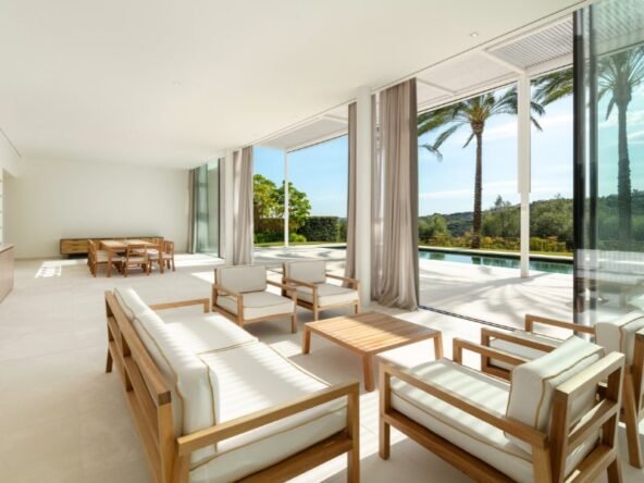 Golfside Luxury Villa in Finca Cortesin - Living Room - SK0130