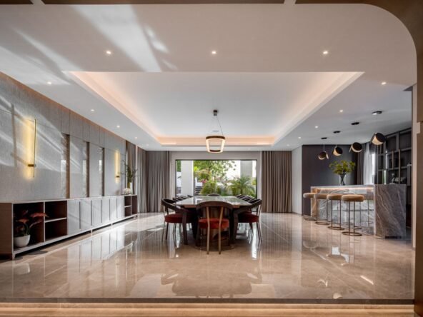 Ultra Luxury Mansion in Emirates Hills with Skyline Views - Dining Room - SKD0002